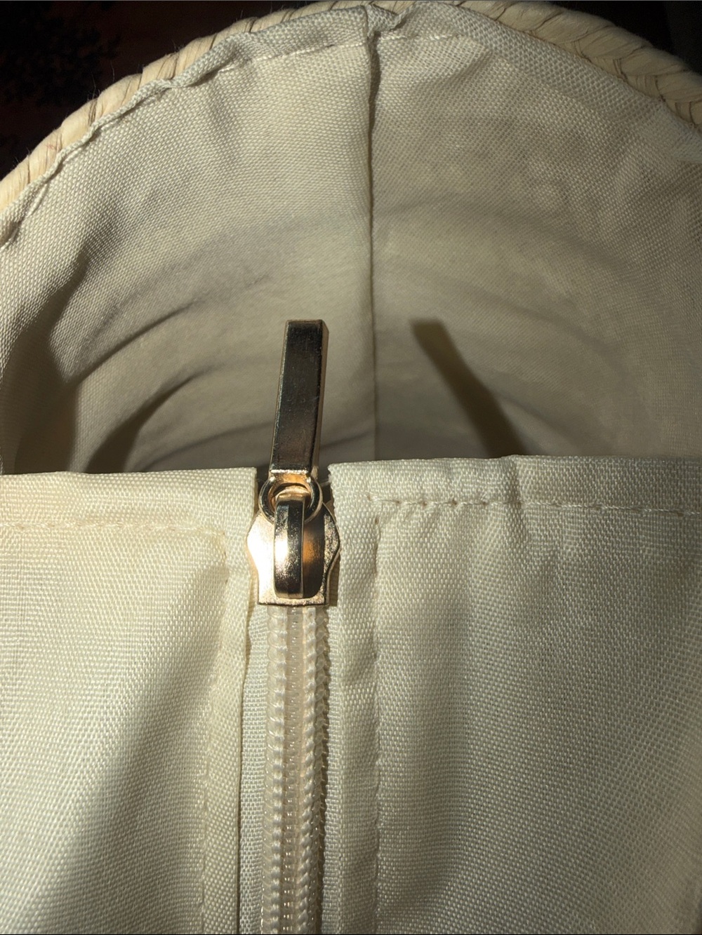 Luxury Cream and Black Woven Straw Tote with Logo nwt - Picture 6 of 14